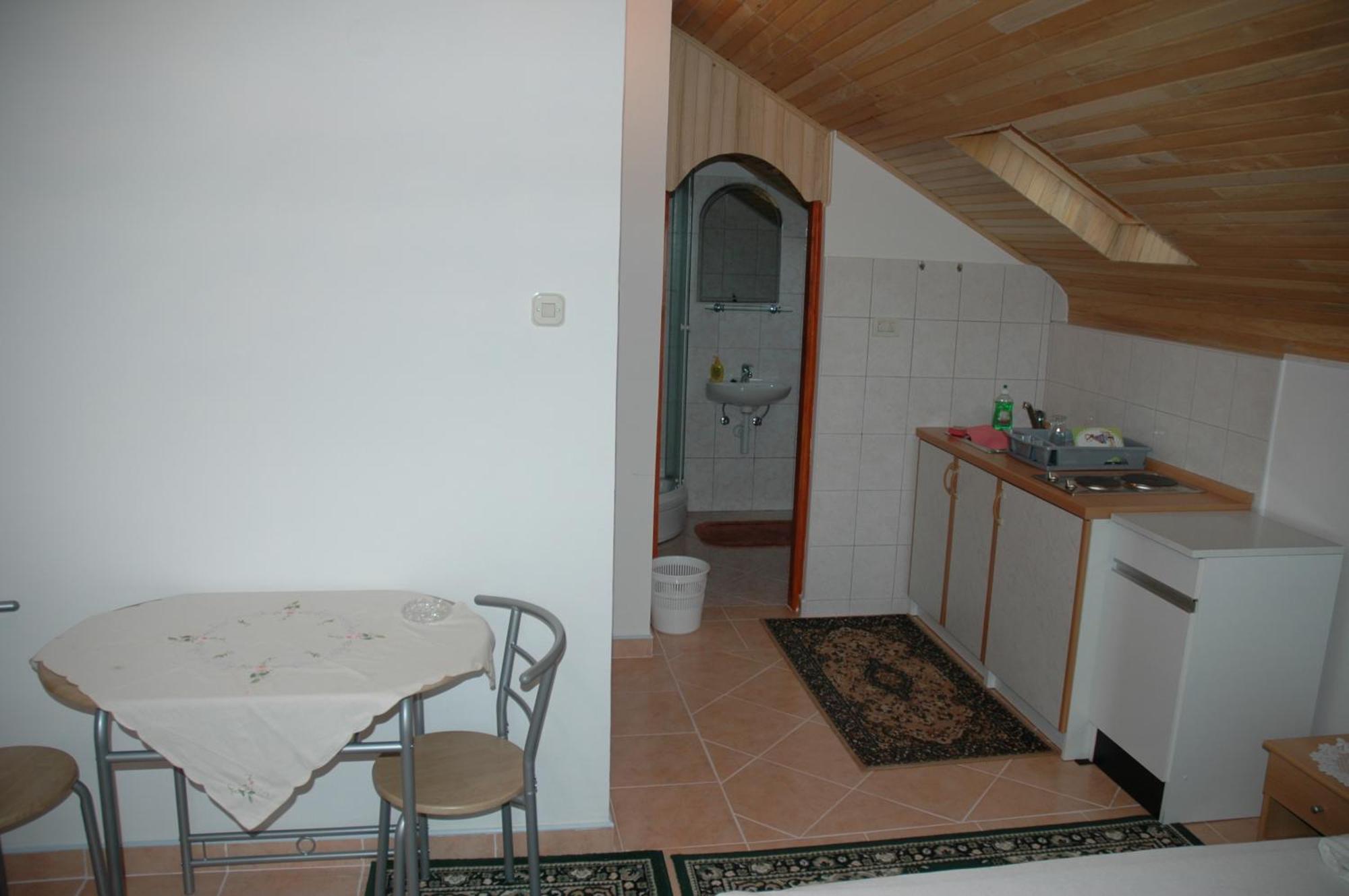 Apartment Latinovic Βόντιτσε Εξωτερικό φωτογραφία